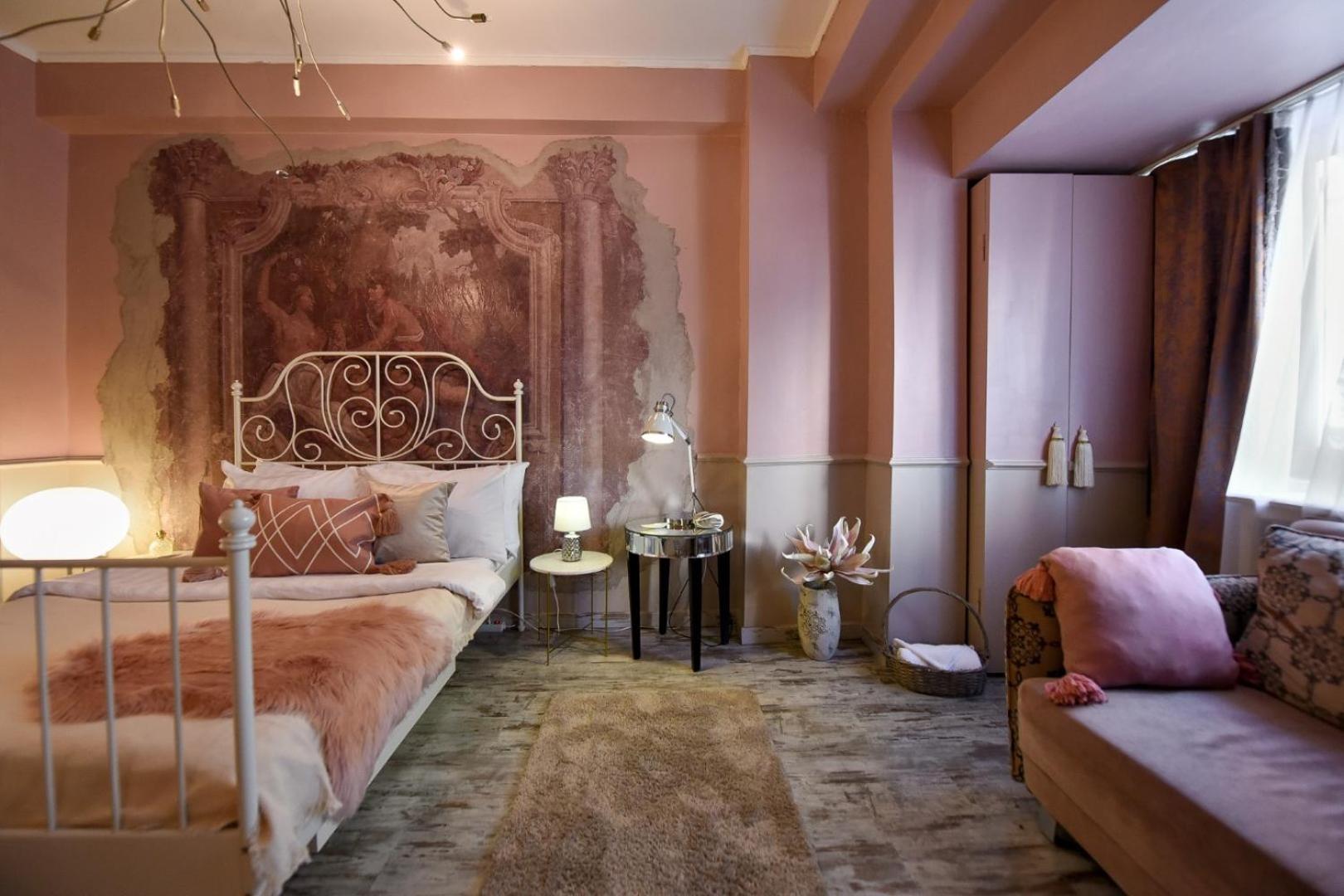 Magic Studio - A Central Fairytale Experience Букурещ Екстериор снимка